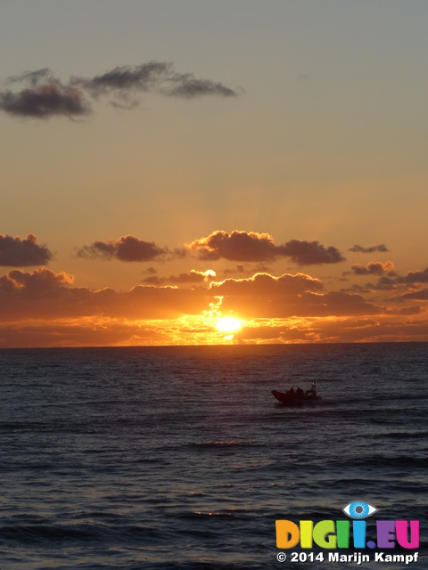 FZ009993 Lifeboat at sunset Porthcawl